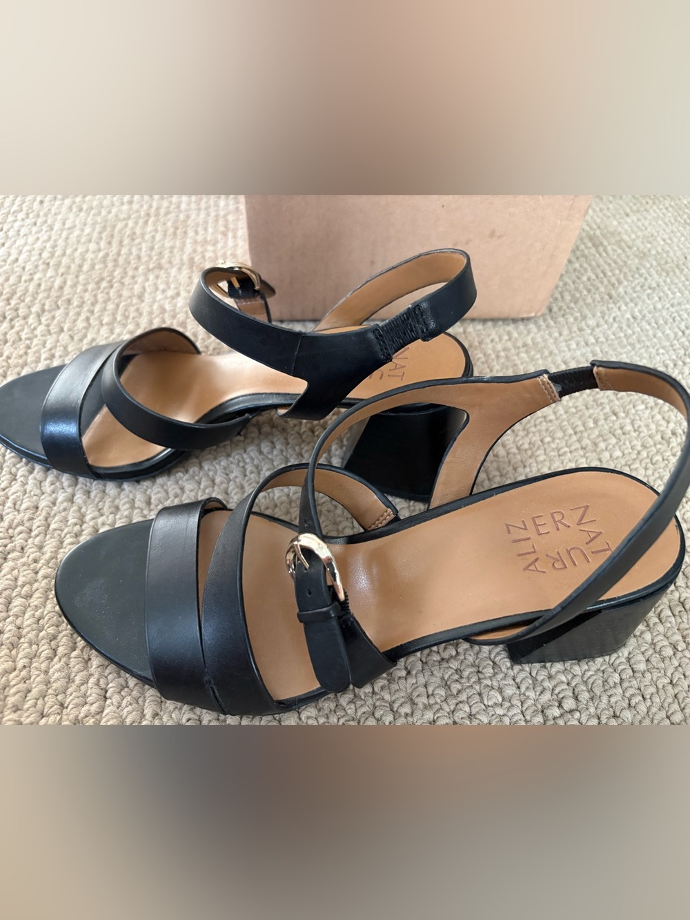Naturalizer Veva Black Leather Block Heel Sandals. Sz 7.5
